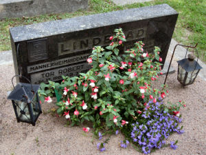 Viimeinen leposija - Tor Robert Lindblad Viimeinen leposija - Tor Robert Lindblad