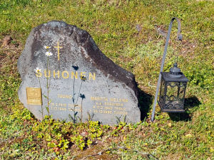 Viimeinen leposija - Tauno Suhonen