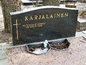 Viimeinen leposija - Ahti Kalle Samuli Karjalainen TITLE=